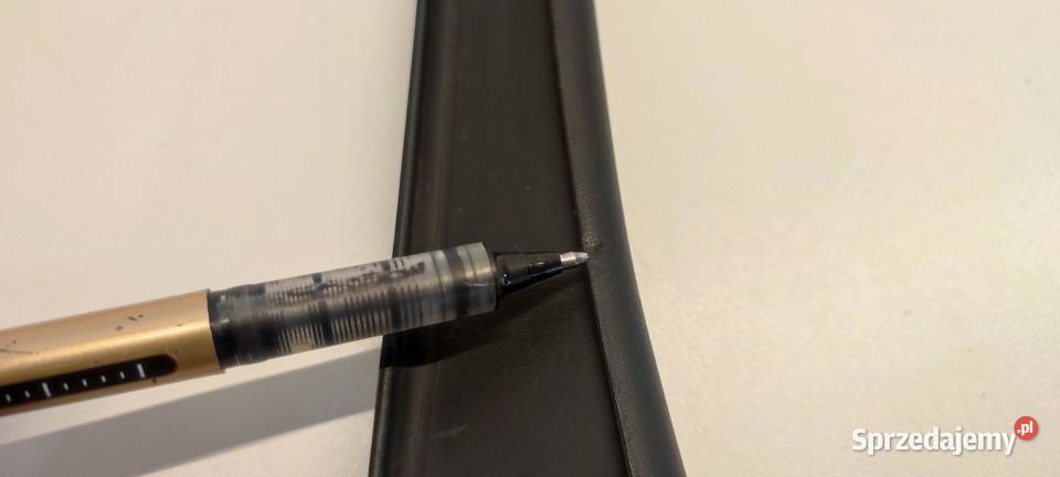 CUPRA FORMENTOR LISTWA SZYBY CZOŁOWEJ LEWA osobowe