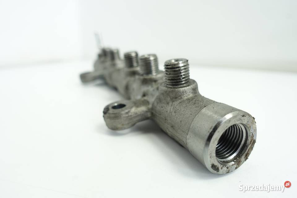 Jaguar XE 20 D LISTWA WTRYSKOWA 0445214332 Rudka