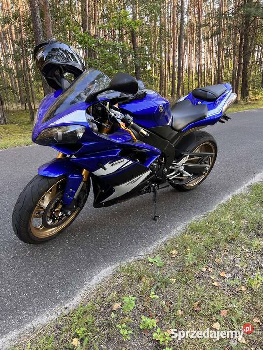 Yamaha R1 Czarnków