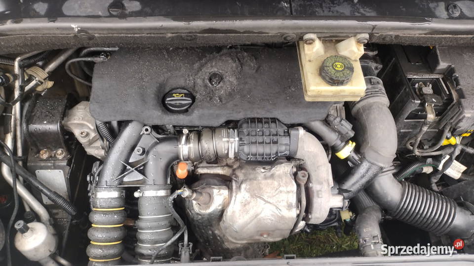 Sprzedam Citroen C4 16 HDI 2011r uszkodzony