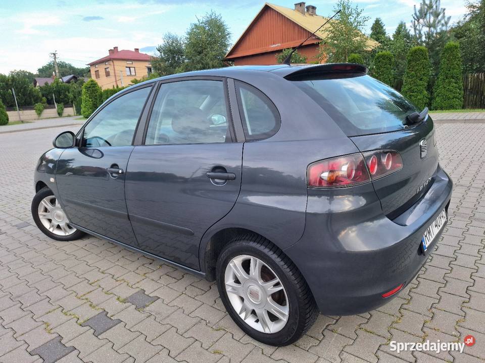 SEAT IBIZA 14 75 2006 R 210 000 światła przeciwmgielne Dębica