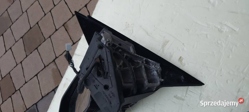 Lusterko lewe mercedes w 204 osobowe dolnośląskie Miłkowice