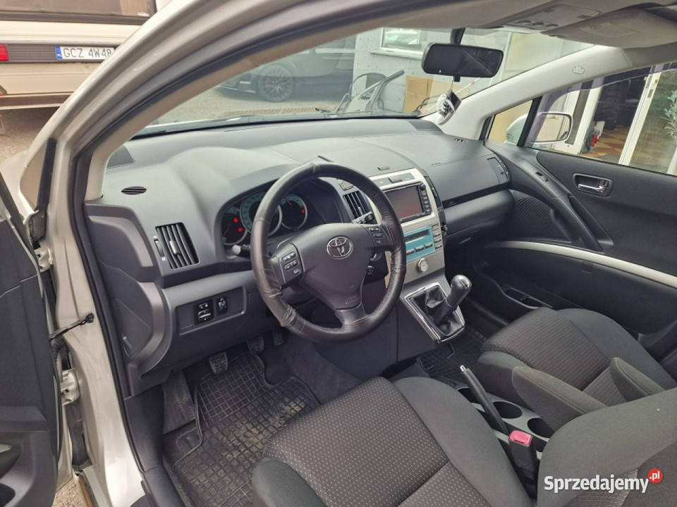 Toyota Corolla Verso 18 Benzyna 130 Klimatyzacja kurtyny powietrzne Słupsk sprzedam