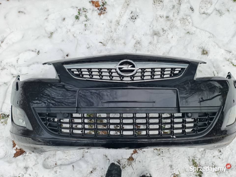 Zderzak przedni Astra J PDC SPRYSKI uszkodzony sprzedam