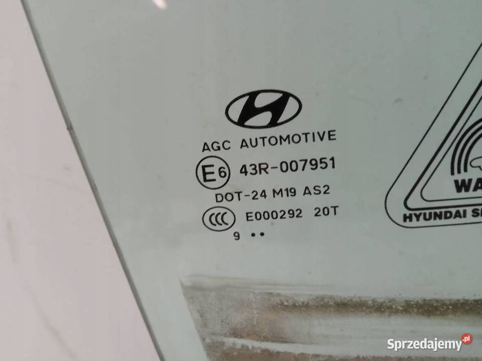 SZYBA DRZWI PRAWY PRZÓD 2009 R SUV AGC Rok produkcji 2010 świętokrzyskie