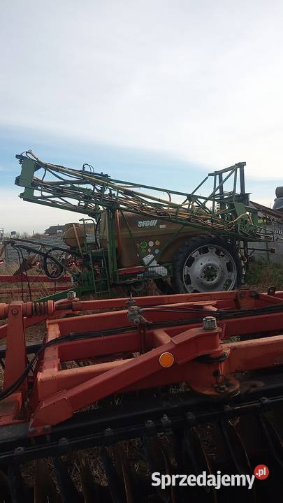 Opryskiwacz 2800 l Nowogród