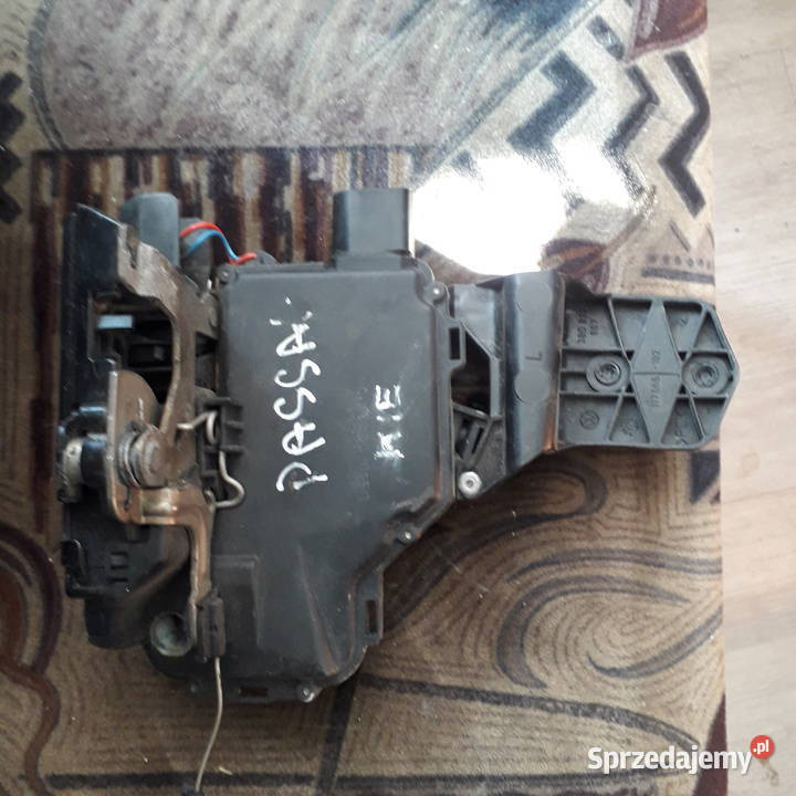 Zamek kierowcy VW PASSATA B5 przed liftem Zamki, wkładki i kluczyki
