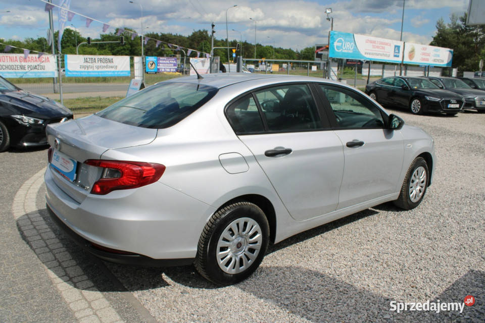 Fiat Tipo 14i Classic Sedan Gwarancja II 2016 lakier metallic Warszawa