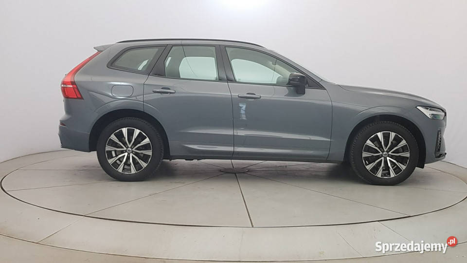 Volvo XC 60 B4 D AWD Plus Dark Z Polskiego sprzedam