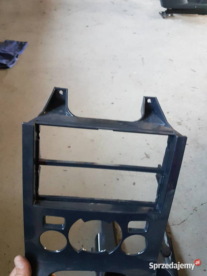 PEUGEOT 3008 I DEKORY RAMKA OBUDOWA POLKA Rok produkcji 2011 Turkowice