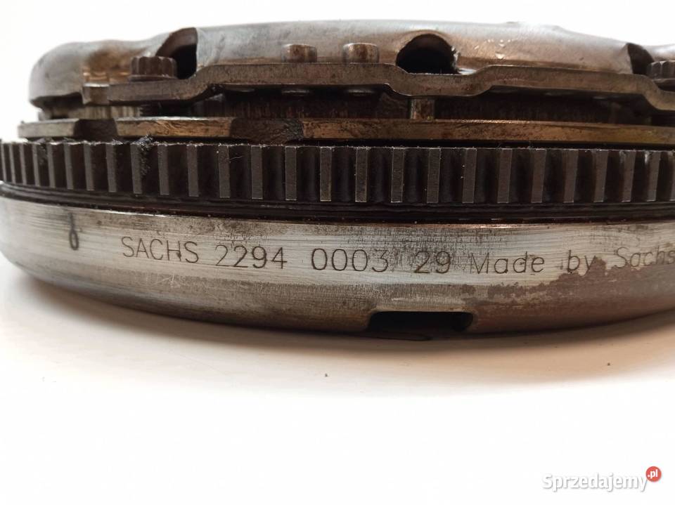 SPRZĘGŁO KOŁO DWUMASOWE 5 BIEGÓW 19 TDI VW Rok produkcji 2002 sprzedam