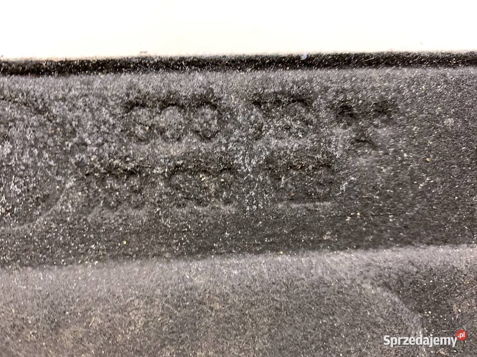 WYGŁUSZENIE MASKI VW TOURAN Minivan