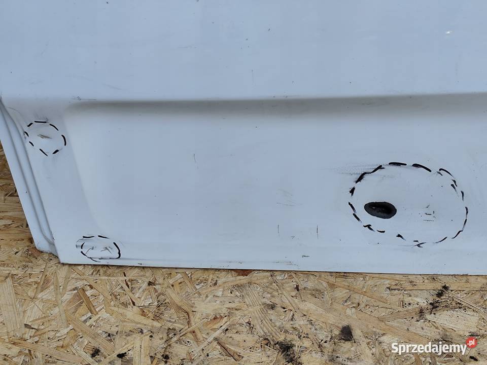 RENAULT TRAFIC IV 4 DRZWI PRAWE TYŁ TYLNE PRAWY dostawcze wielkopolskie Przemęt sprzedam