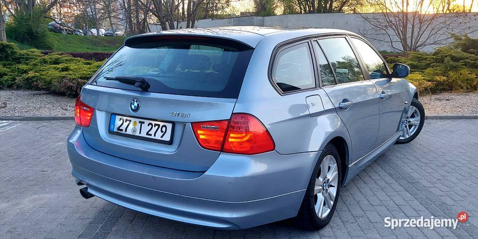 BMW Seria 3 20 Benzyna 2009 143 Ksenon Ringi czujnik zmierzchu Dzierżoniów