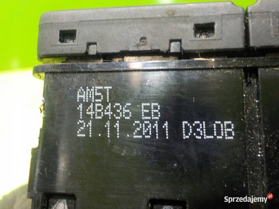 FORD C II MK2 20 TDCI 12r 5D panel przelacznikow Panele sterowania, przełączniki Wyposażenie wnętrza