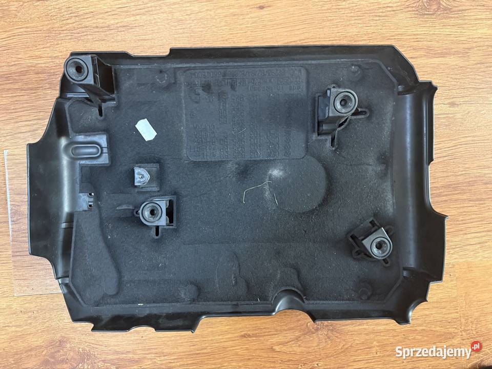 Pokrywa silnika TSI Volkswagen MQB 06K103925BE osobowe Płaza