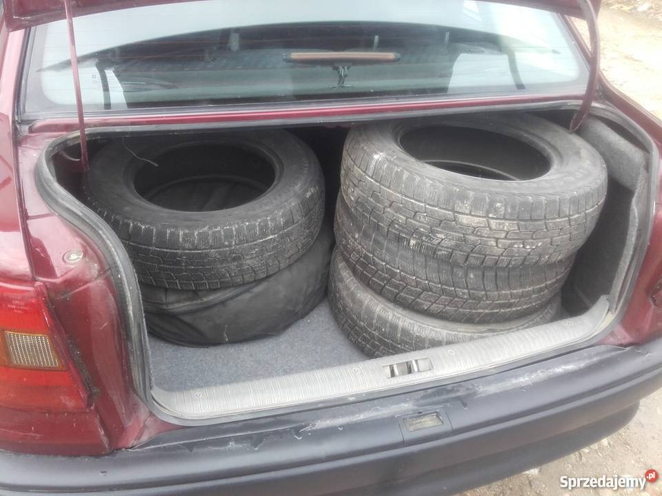 Opel astra 98 r ben gaz Mełgiew