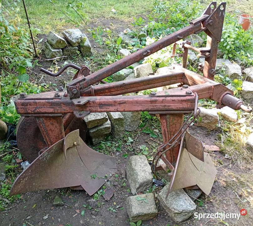 Pług dwuskibowy Agromet Unia Grudziądz Chełmno