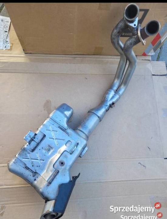 SUZUKI GSX 8 R GSX8R OEM 2023 KOLEKTORY WYDECH Nowy Tomyśl