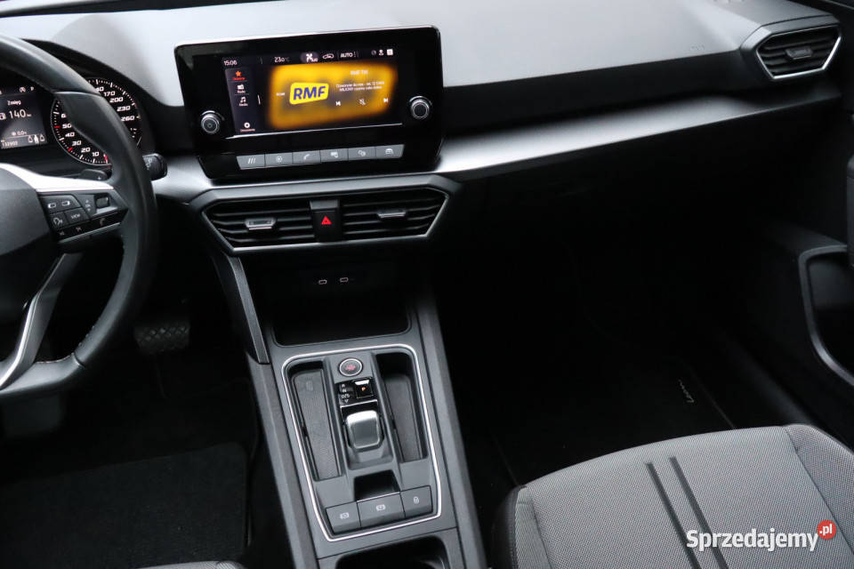 Seat Leon 10 eTSI czerwony Zabrze