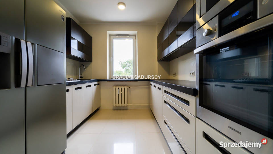 Mieszkanie 633m2 3pok Kraków Aleja Pokoju Rok budowy 1994 małopolskie