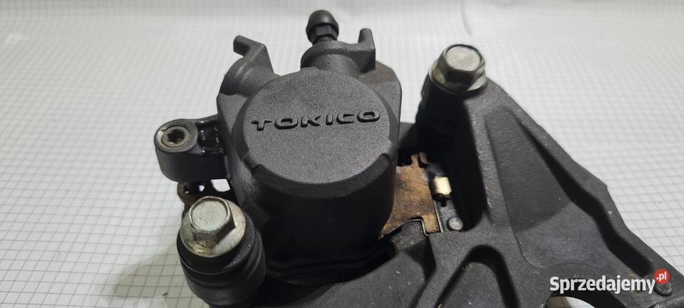 Suzuki GSR 600 zacisk tył klocki Warszawa
