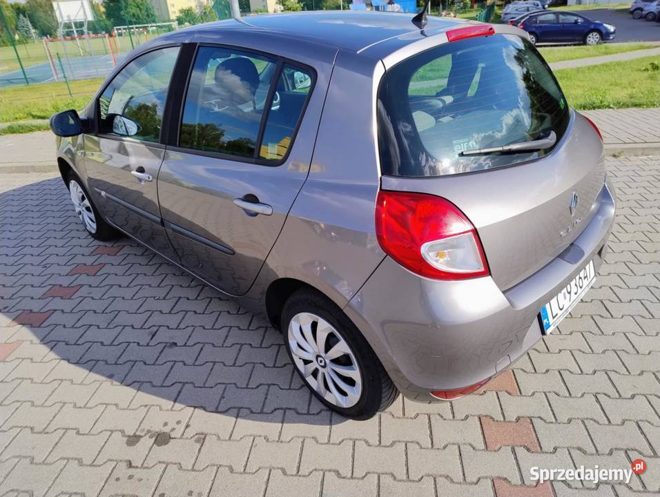 Renault Clio 3 12 16V 75 2010 SALON POLSKA stan benzyna Motoryzacja Chełm