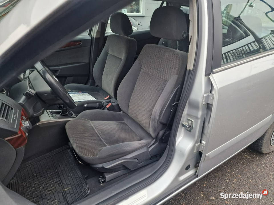Opel Astra 17 CDTI 100 Klimatyzacja Komputer Słupsk