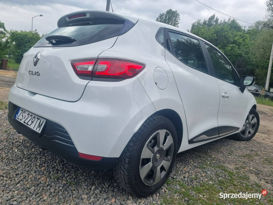 Renault Clio 12 8V KlimaTempomatNaviŁADNY IV Szczecin