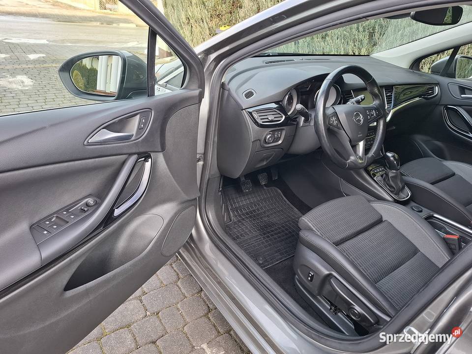Opel Astra Premium 2021 autoalarm świętokrzyskie Morawica