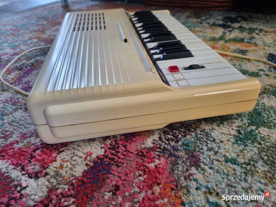 Organy ELWRO ELWIRKA lata 80 PRL sentyzator Solnica