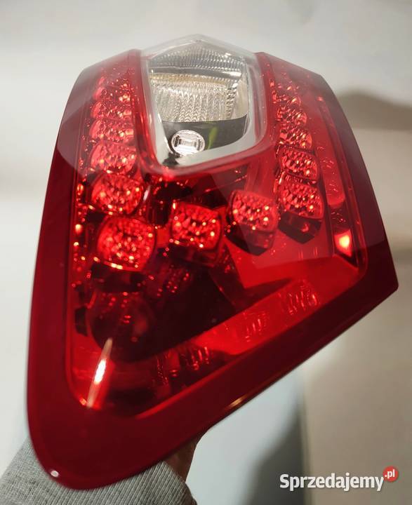 Prawa lampa tył w klapie Ford Mondeo Mk5 Opole