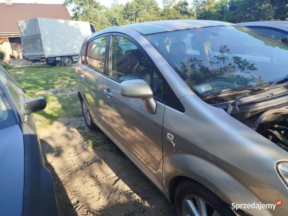 Sprzedam Toyota Corolla Verso Rok produkcji 2006