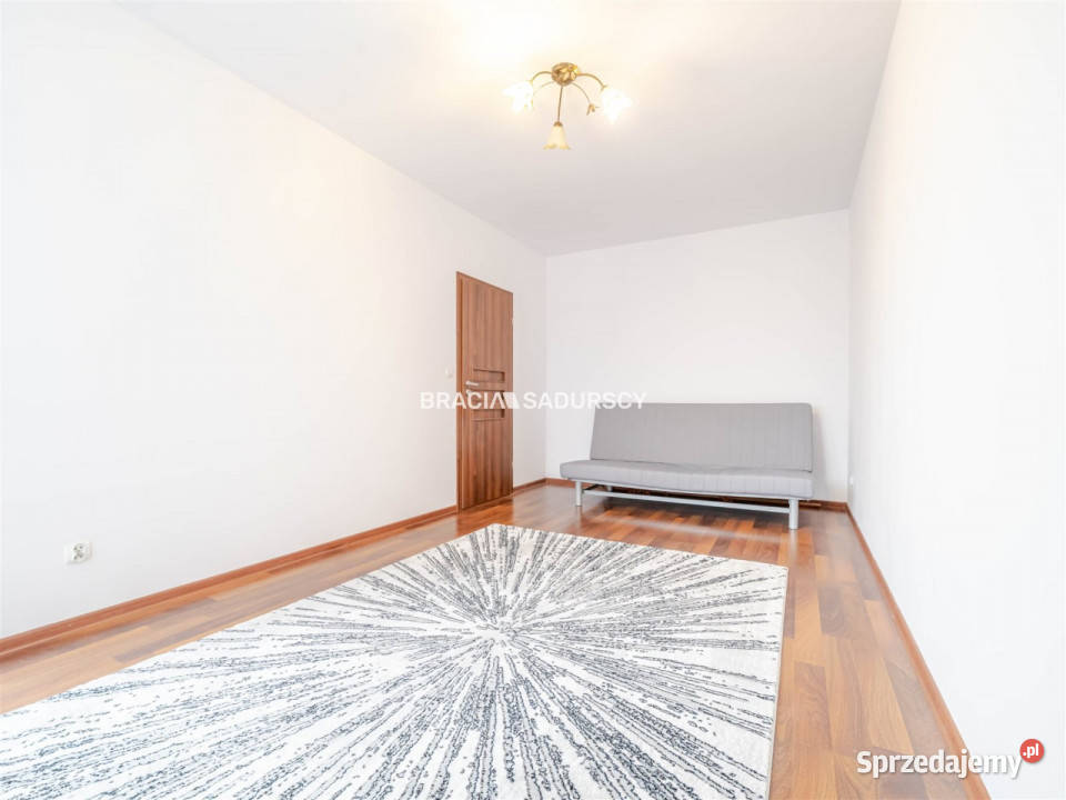 wynajmu mieszkania Kraków 45m2 2 pokoje małopolskie