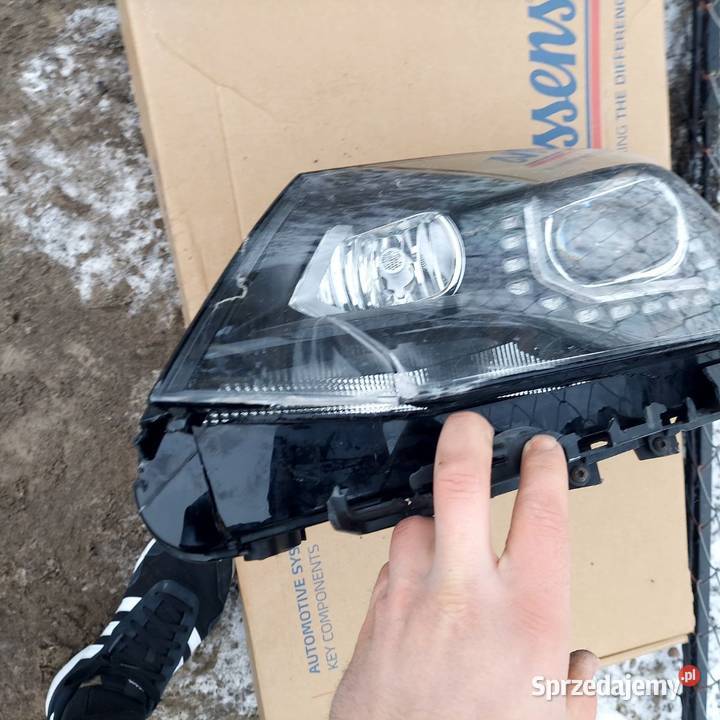 Sprzedam reflektor na części Sharan 7N 7N1 941 Lampy przednie Opoczno