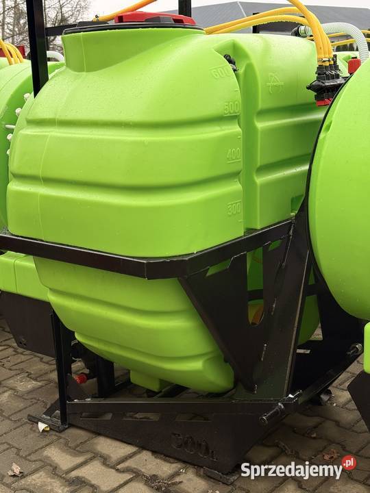 Opryskiwacz sadowniczy zawieszany 600l Stawiszyn