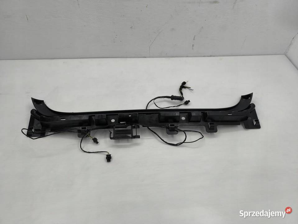 ŚLIZG ZDERZAKA TYŁ BMW E90 20B 7058522 osobowe