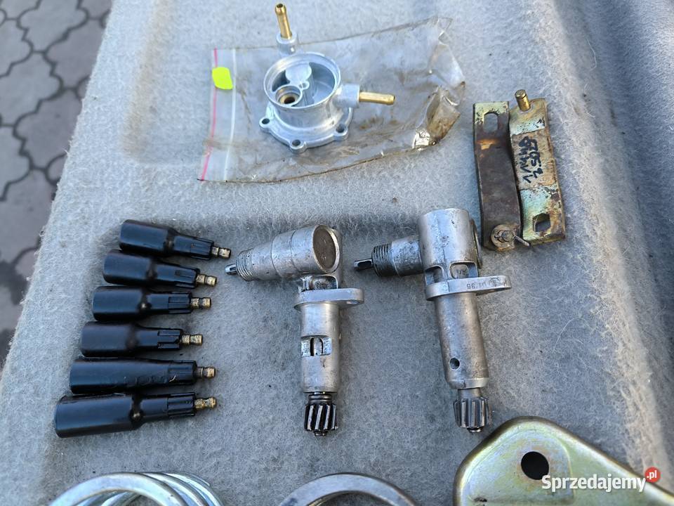 Fiat 126p łożyska PRL synchronizator kondensator Stalowa Wola