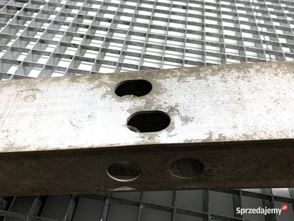 BELKA ZDERZAKA TYŁ TOYOTA PRIUS II Hatchback