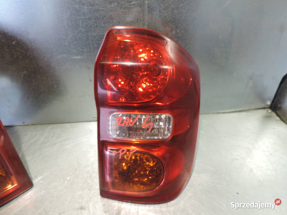TOYOTA RAV 4 RAV4 5D FL LAMPA TYLNA PRAWA TYŁ prawe małopolskie Nowy Sącz