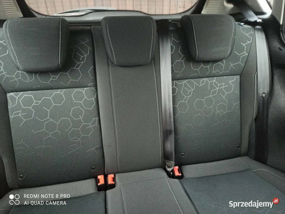 Sprzedam auto z uszkodzonym motorem Forda b