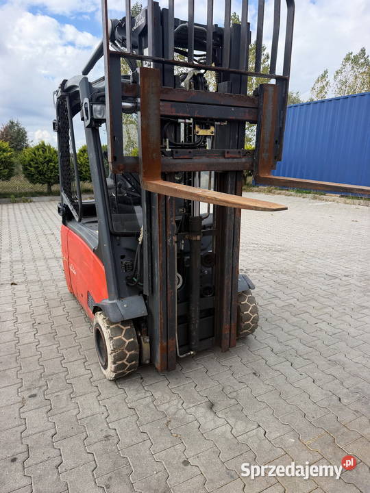 wózek widłowy elektryczny LINDE E20L Triplex Działoszyn