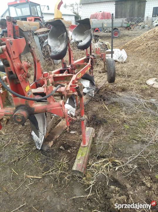 SPRZEDAM PŁUG TRZYSKIBOWY NIEMEYER nieuszkodzony Hubinek
