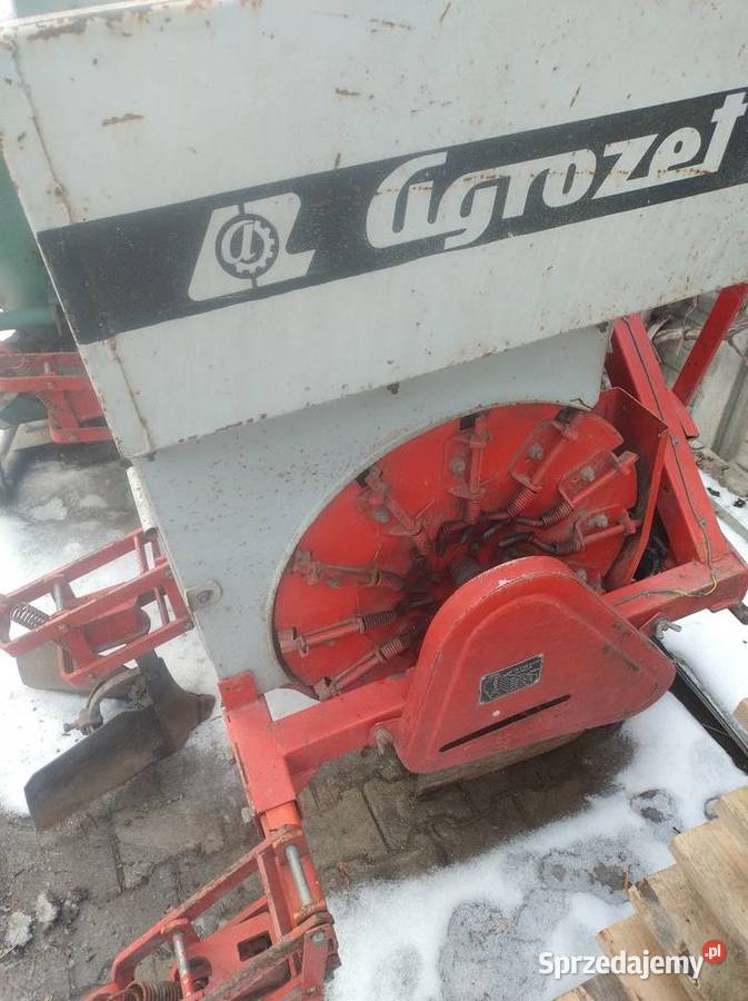 Sadzarka rozsiewacz małopolskie Książ Wielki sprzedam