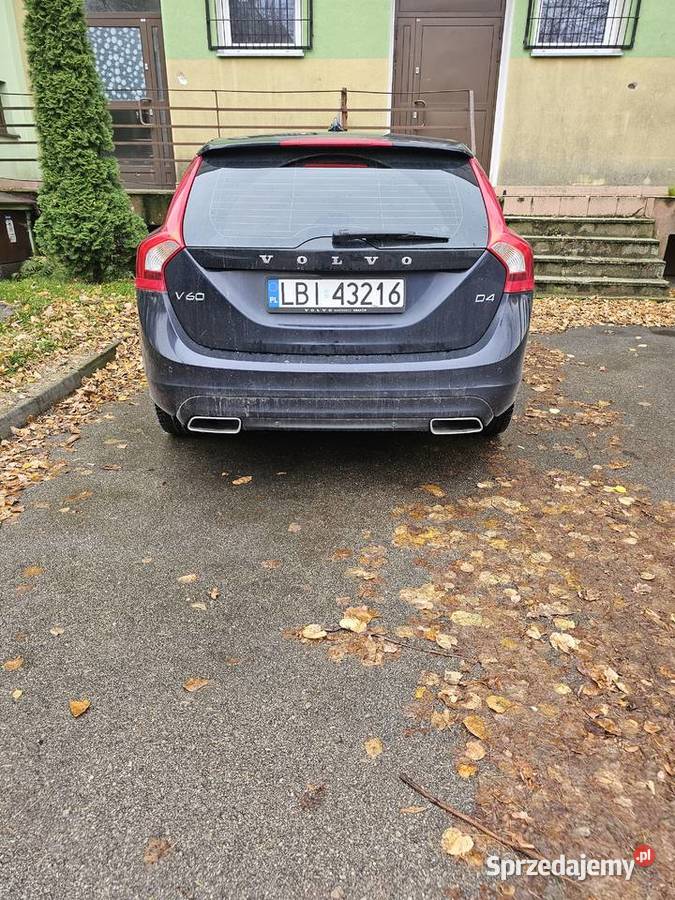 Volvo V60 D4 2016 salon polska