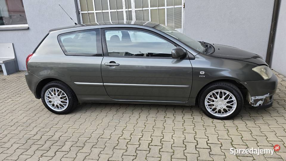Toyota Corolla 14 VVTi Base 2003r 3 190 PLN Nowy Świętów