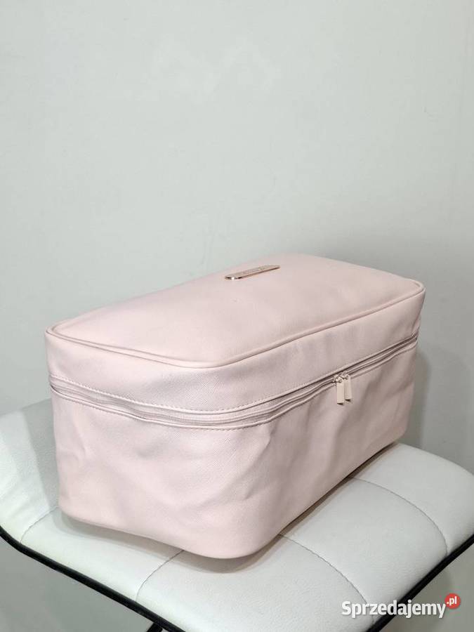 Elegancka różowa kosmetyczka Triumph Kraków