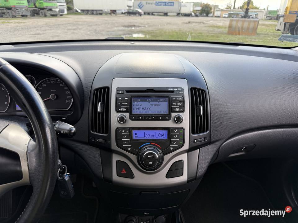 Hyundai i30 14 BENZYNA Zarejestrowany Długie Konin