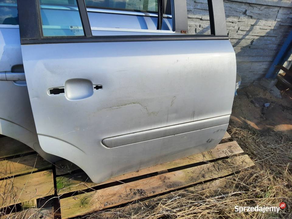 Opel Zafira B drzwi prawe Tylne prawy tył Z157 Karoseria Ksawerów