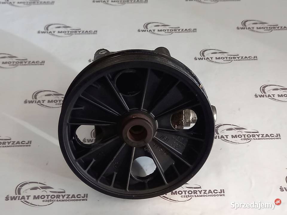 VOLVO XC90 24 D5 D5244T4 185 10r pompa Rok produkcji 2010